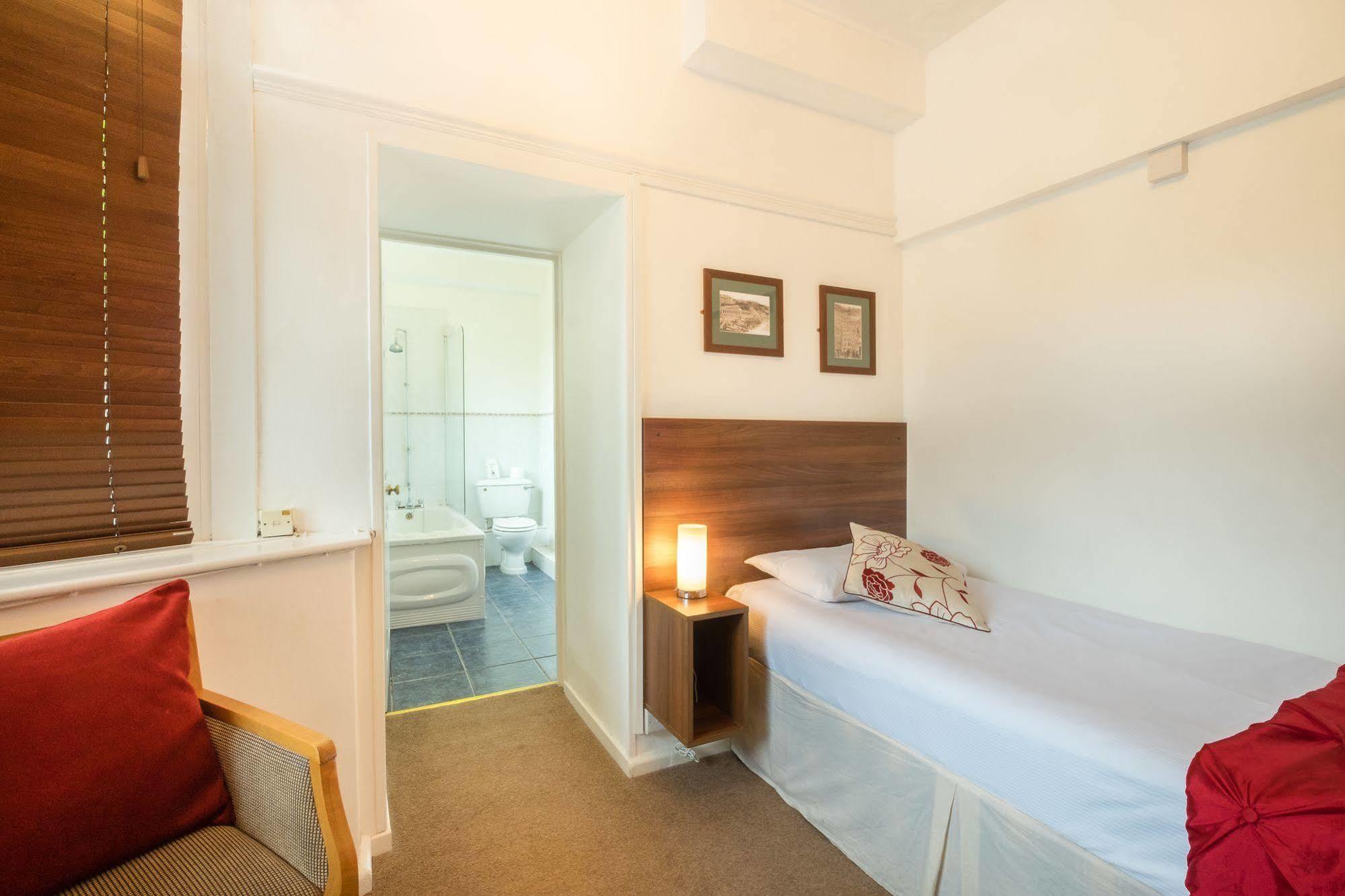 Yenton Hotel Μπόρνμουθ Εξωτερικό φωτογραφία