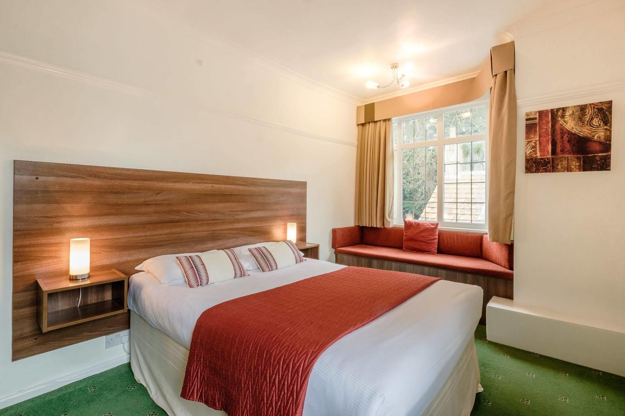 Yenton Hotel Μπόρνμουθ Εξωτερικό φωτογραφία