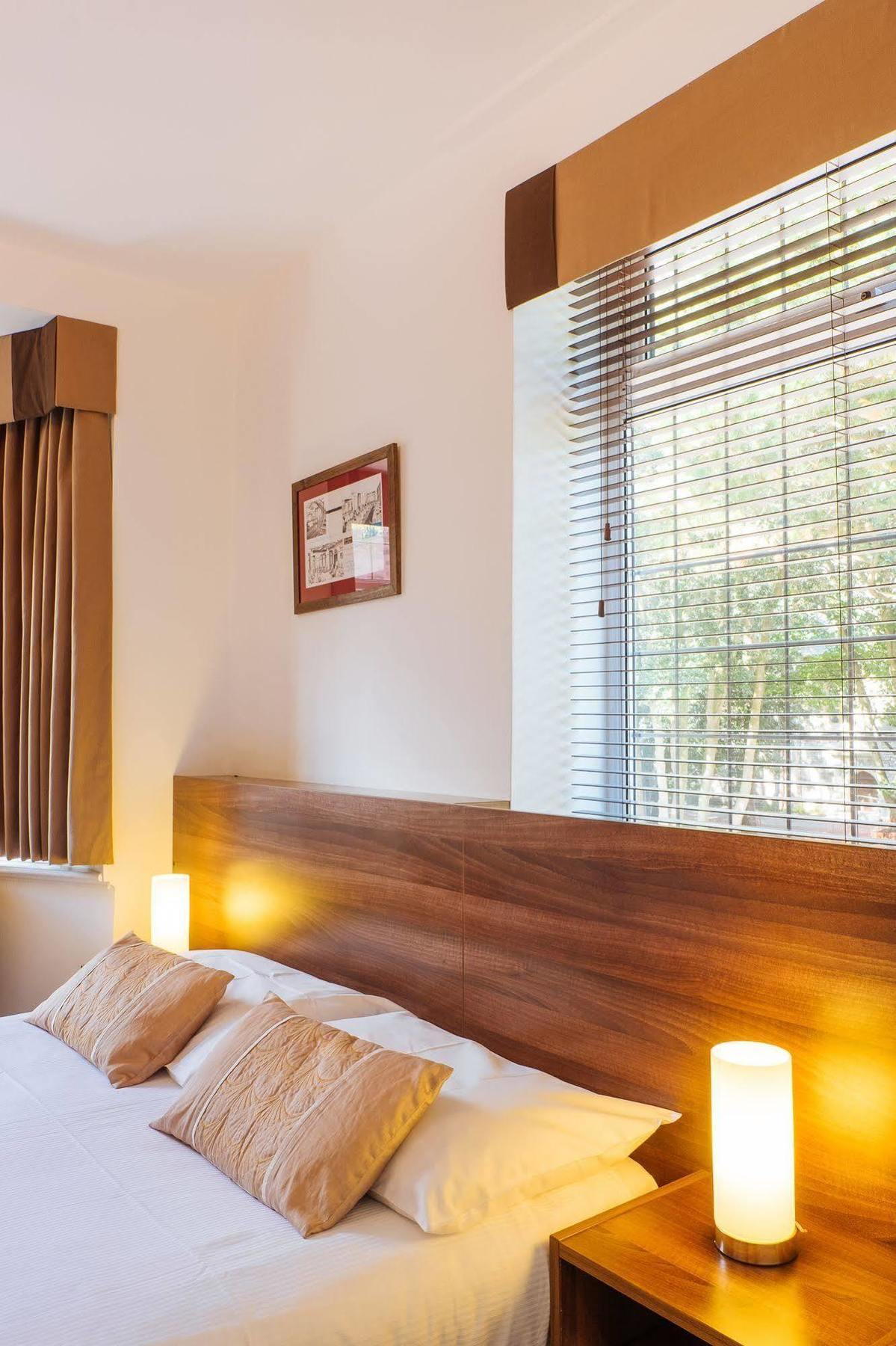 Yenton Hotel Μπόρνμουθ Εξωτερικό φωτογραφία